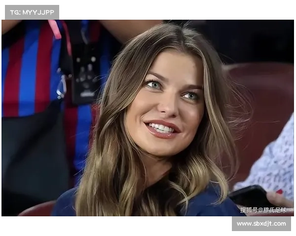 从无名小将到巨星:莱万何时开始受到全球球迷追捧的历史转折点新